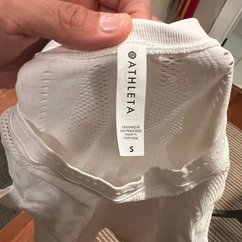 ATHLETA form fitting mesh blend workout tops black & white set nwot size small - Picture 7 of 7